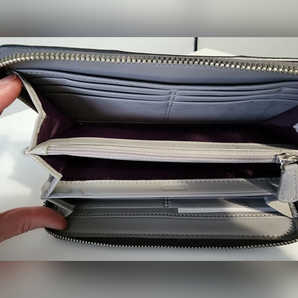 NWT Charcoal Coach Zip Around Wallet - Picture 12 of 12